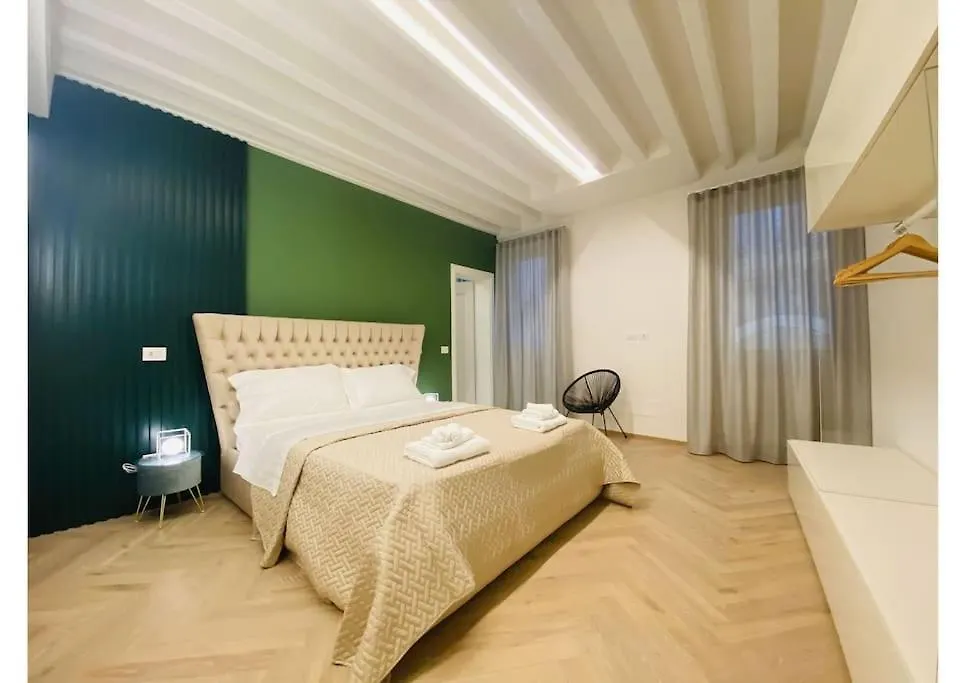 شقة Sweet Time Venice, Luxury San Marco Frezzaria Apt! إيطاليا