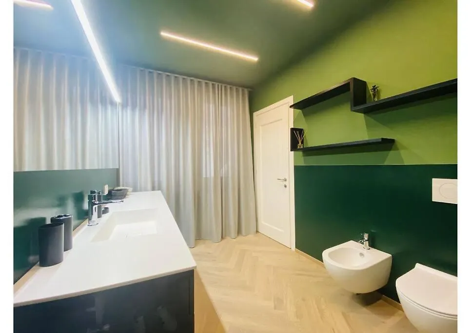 Sweet Time Venice, Luxury San Marco Frezzaria Apt!