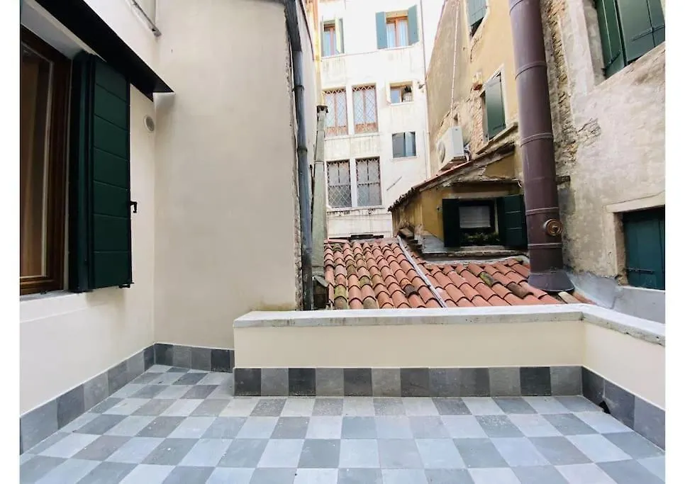 شقة Sweet Time Venice, Luxury San Marco Frezzaria Apt! إيطاليا